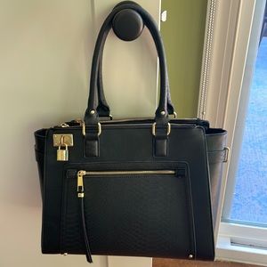 Aldo tote- very light wear